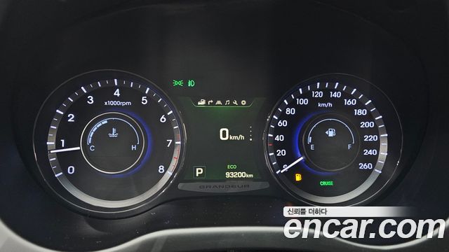 Hyundai Grandeur 2015 — photo 11