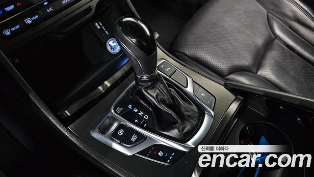 Hyundai Grandeur 2015 — photo 12
