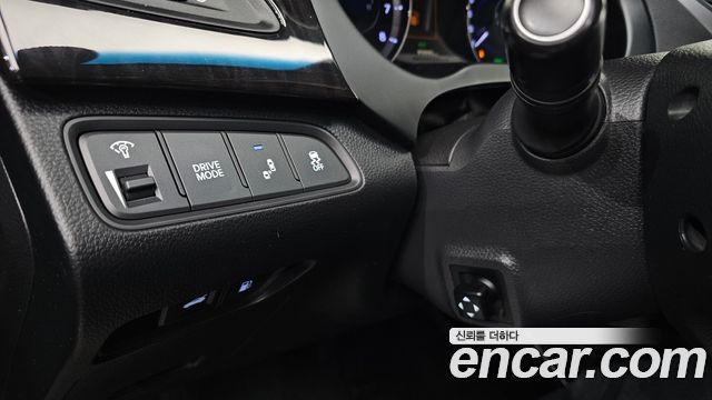Hyundai Grandeur 2015 — photo 18