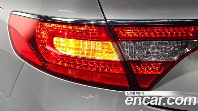 Hyundai Grandeur 2015 — photo 9
