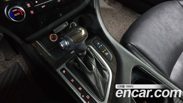 Kia K5 2014 — photo 9