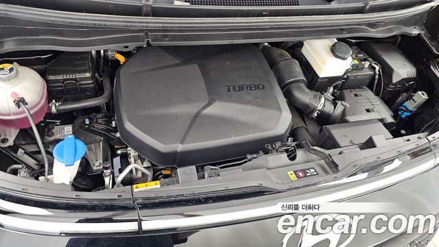 Hyundai Staria 2022 — photo 6