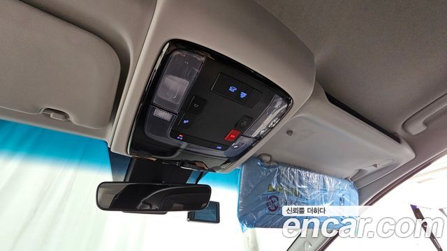 Hyundai Staria 2022 — photo 25