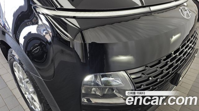 Hyundai Staria 2022 — photo 8