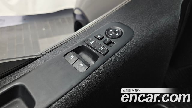 Hyundai Staria 2022 — photo 27