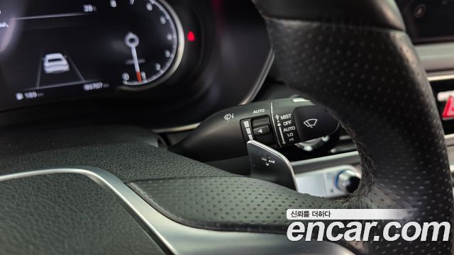 Genesis G70 2021 — photo 27