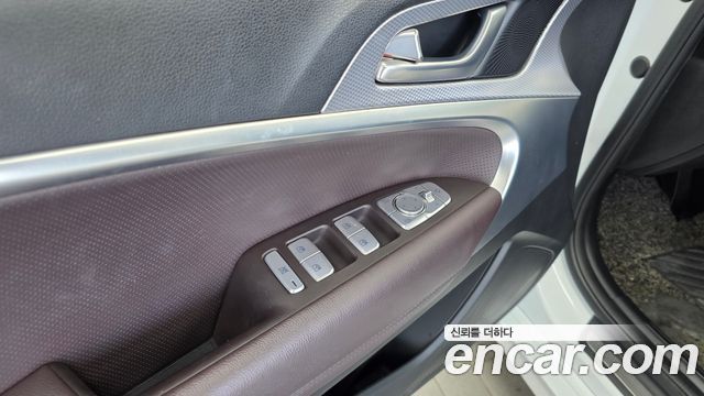 Genesis G70 2021 — photo 29