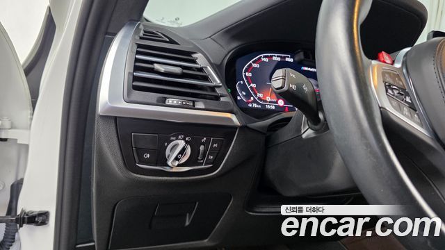 BMW X4 2023 — photo 22