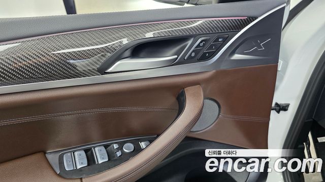 BMW X4 2023 — photo 28