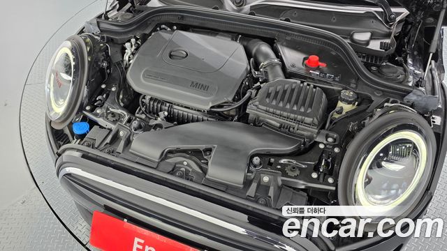 Mini Cooper 2024 — photo 6