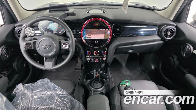 Mini Cooper 2024 — photo 10