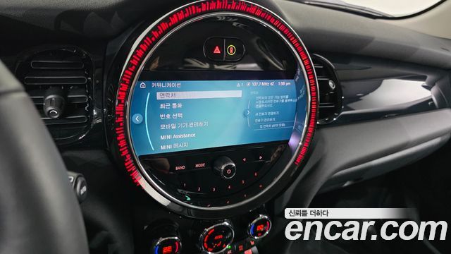 Mini Cooper 2024 — photo 20