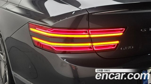 Genesis G80 2021 — photo 9