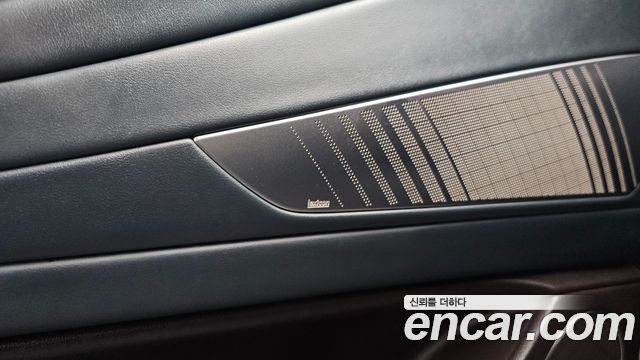 Genesis G80 2021 — photo 39