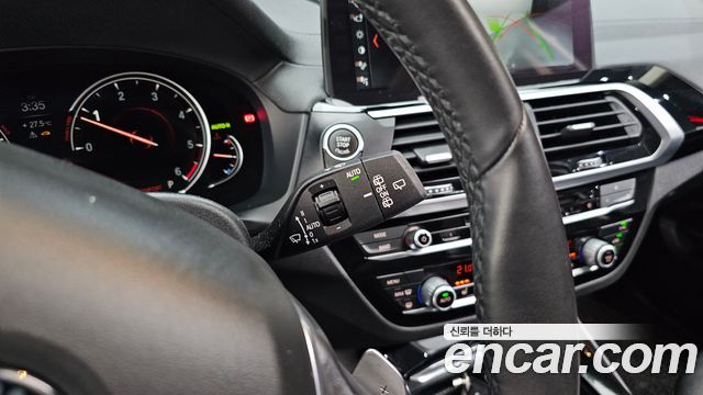 BMW X3 2018 — photo 25