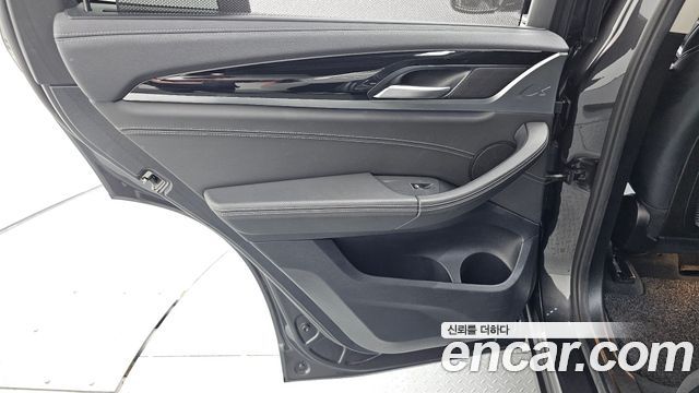 BMW X3 2018 — photo 15