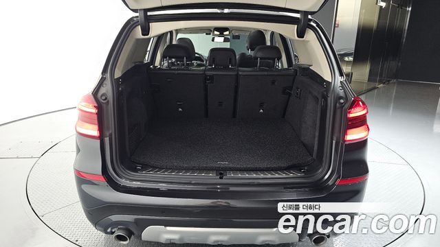 BMW X3 2018 — photo 31
