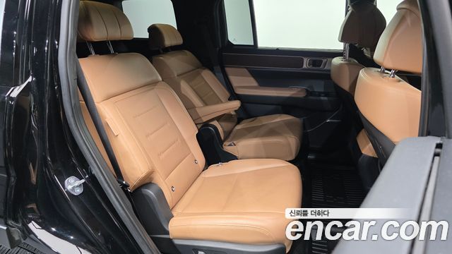 Hyundai Santafe 2025 — photo 18