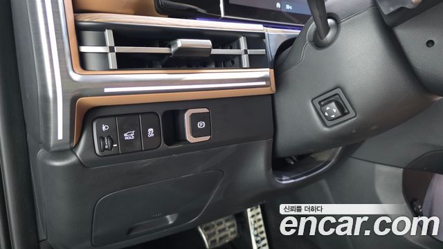Hyundai Santafe 2025 — photo 24