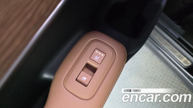 Hyundai Santafe 2025 — photo 25