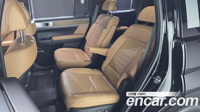 Hyundai Santafe 2025 — photo 16