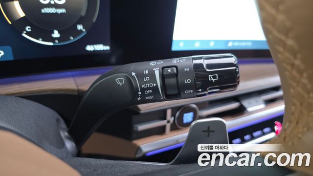 Hyundai Santafe 2025 — photo 28