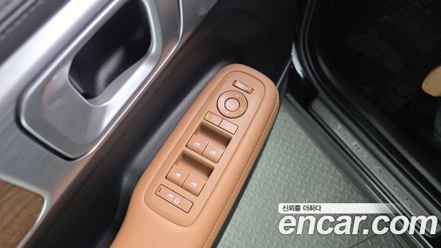 Hyundai Santafe 2025 — photo 29