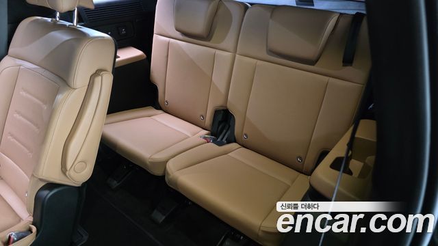 Hyundai Santafe 2025 — photo 33