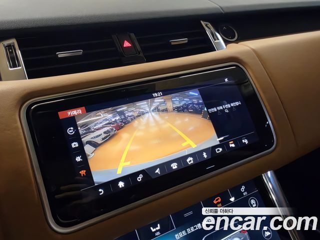 Land Rover Range Rover Sport 2018 — photo 14