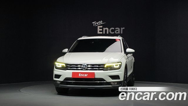 Volkswagen Tiguan 2018 — photo 3