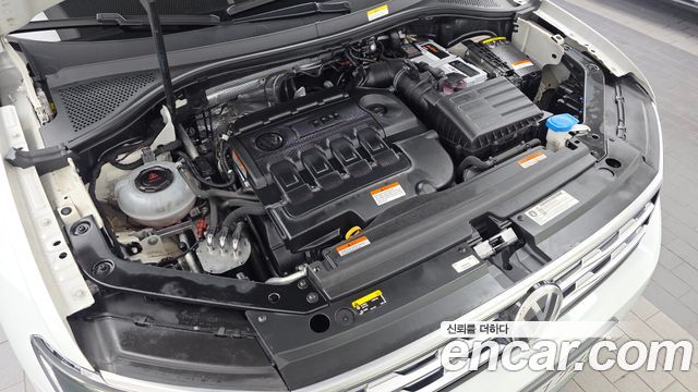 Volkswagen Tiguan 2018 — photo 6