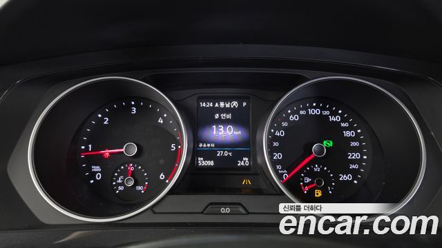 Volkswagen Tiguan 2018 — photo 8