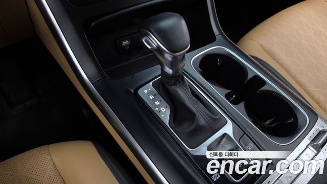 Kia Canival 2022 — photo 12