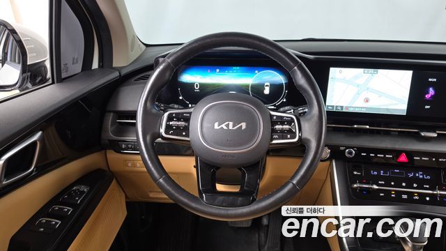 Kia Canival 2022 — photo 19