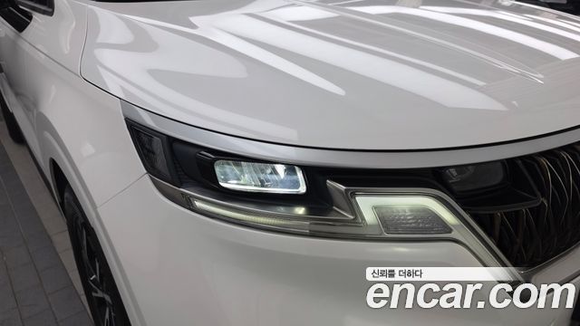 Kia Canival 2022 — photo 8
