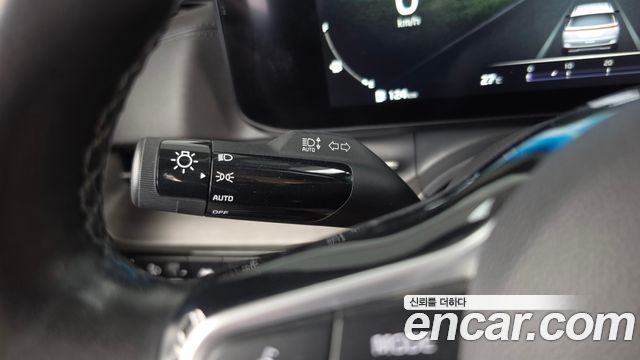 Kia Canival 2022 — photo 28