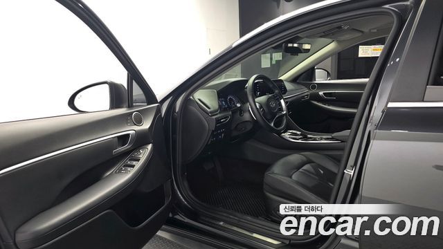 Hyundai Sonata 2021 — photo 10