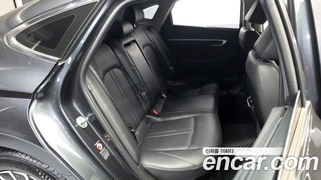 Hyundai Sonata 2021 — photo 12