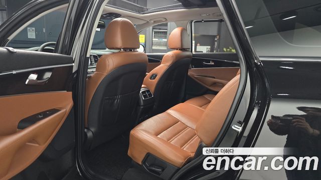 Kia Sorento 2018 — photo 17