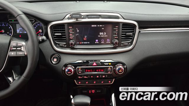 Kia Sorento 2018 — photo 19