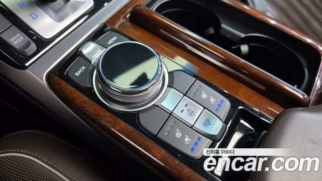 Genesis EQ900 2016 — photo 9