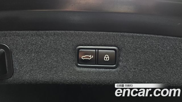 Genesis EQ900 2016 — photo 18