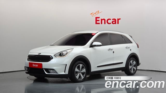 Kia Niro 2017 — photo 1