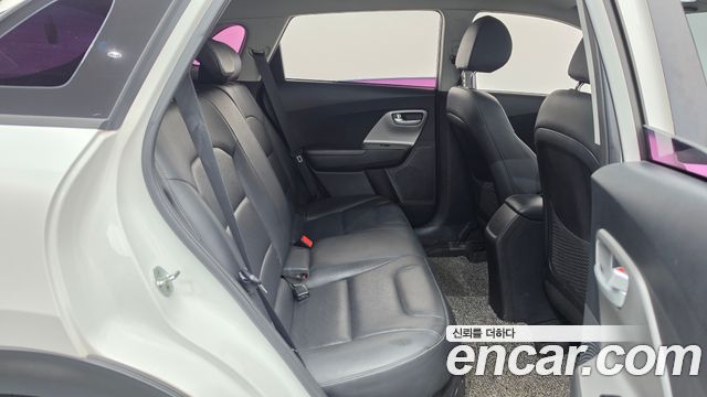 Kia Niro 2017 — photo 17
