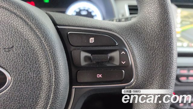 Kia Niro 2017 — photo 24