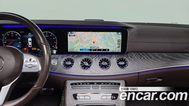 Mercedes-Benz CLS-Class 2021 — photo 20