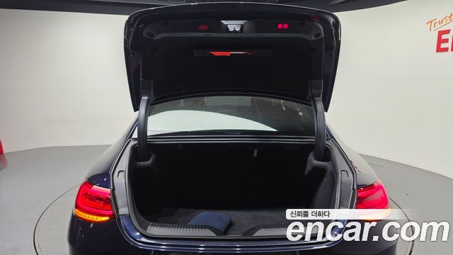 Mercedes-Benz CLS-Class 2021 — photo 26