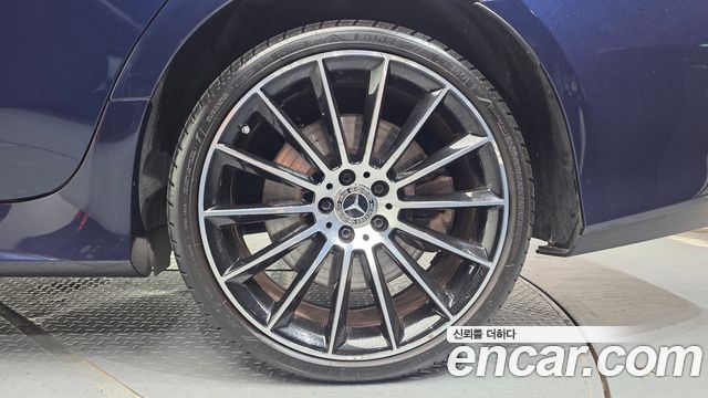 Mercedes-Benz CLS-Class 2021 — photo 7