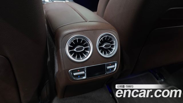 Mercedes-Benz CLS-Class 2021 — photo 29