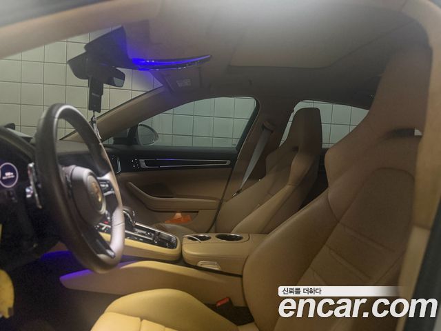 Porsche Panamera 2022 — photo 9